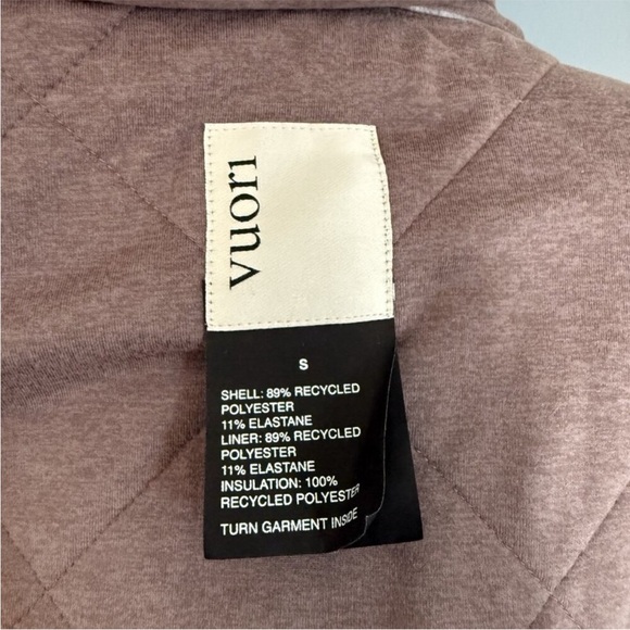 Vuori Halo Insulated Quilted Jacket in Hazel Heather Size S - Picture 6 of 8